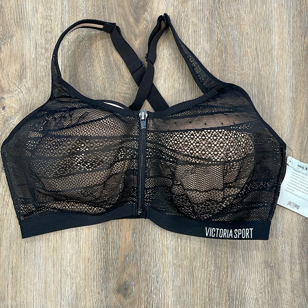 Black Victoria’s Secret Sport Knockout Bra 36DD